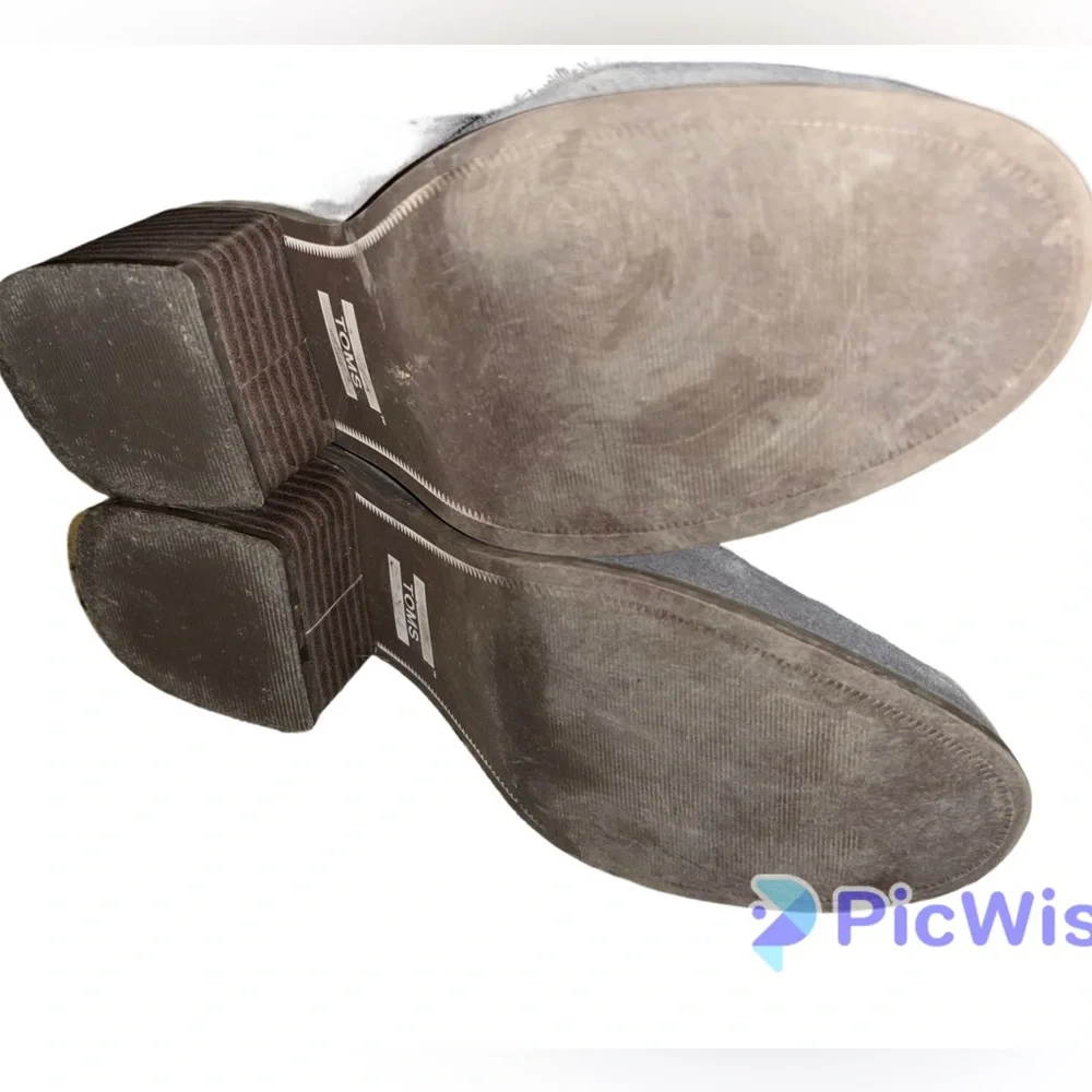Toms Lacy Grey Suede Wool Booties 8